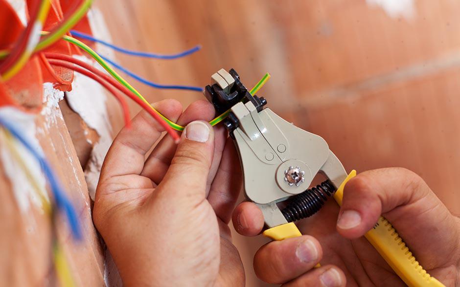 cherche électricien pas cher Puteaux